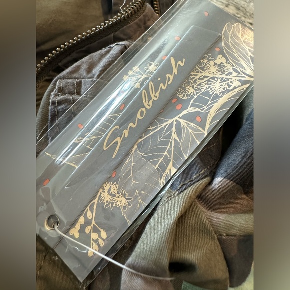 NWT - AMAZINGLY CUTE CAMO UTILITY JACKET WITH ZIP OFF HOOD - XL - Picture 11 of 12